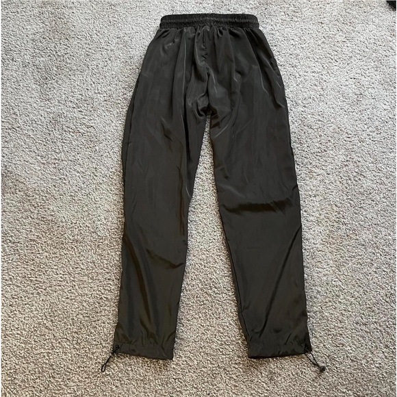 PrettyLittleThing Pants Women’s US Size 4 - Picture 7 of 7